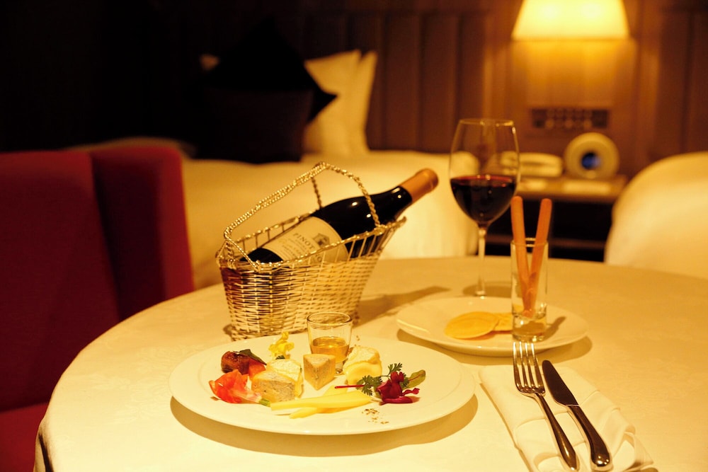 ana crowne plaza chitose by ihg