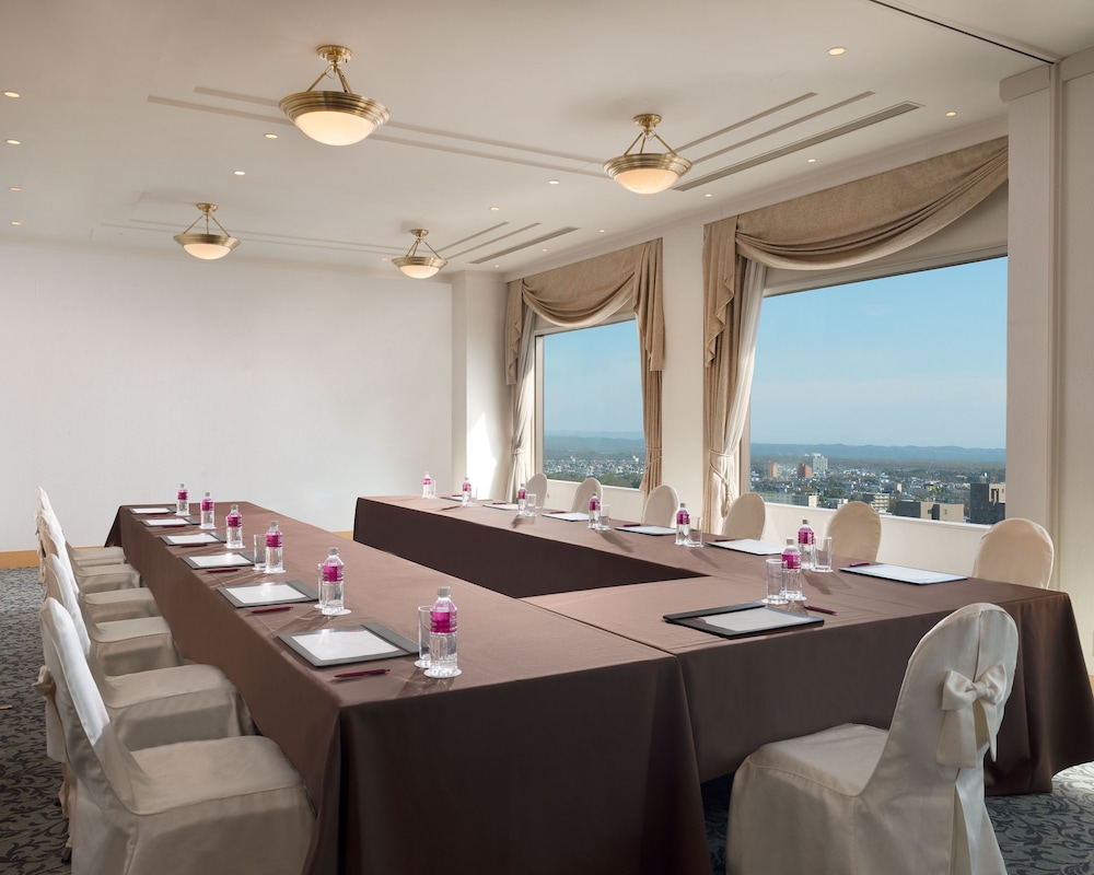 ana crowne plaza chitose by ihg