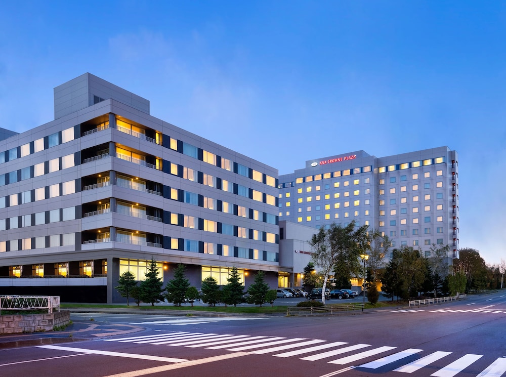 ana crowne plaza chitose by ihg