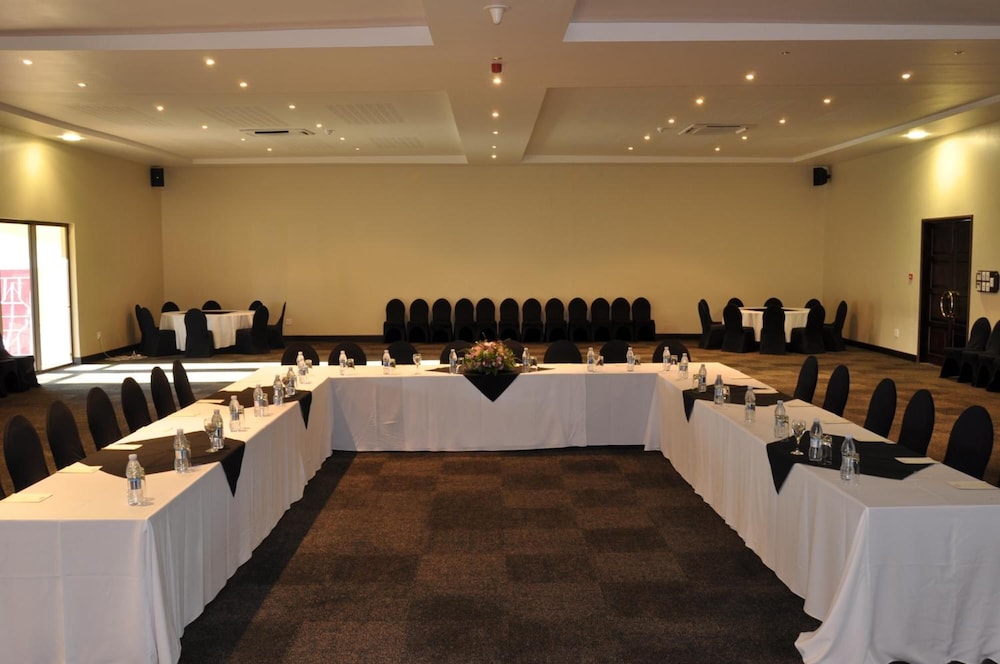 happy valley hotel ezulwini