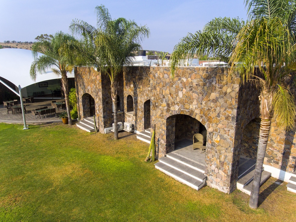 hotel villa mexicana golf resort