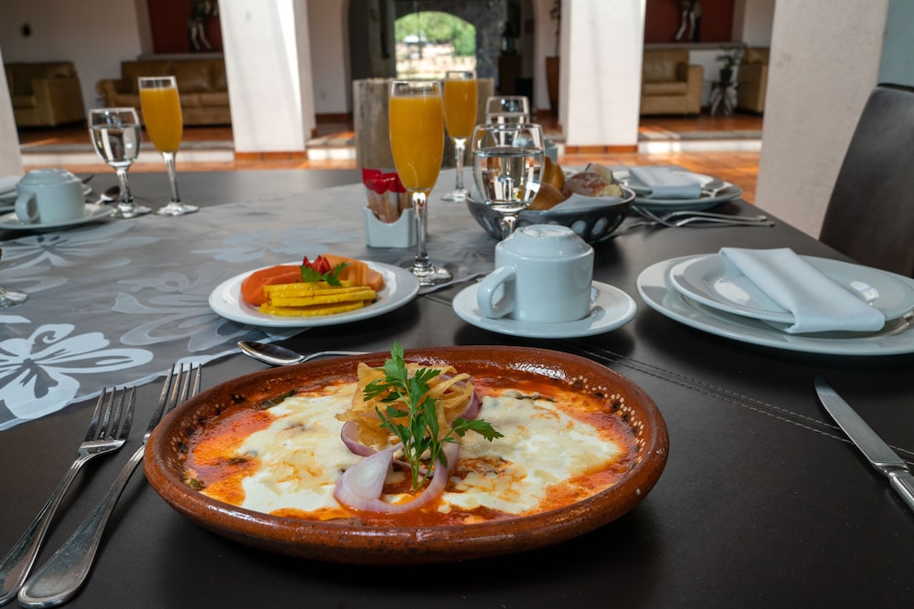 hotel villa mexicana golf resort