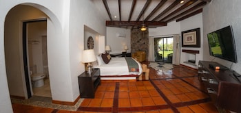 hotel villa mexicana golf resort