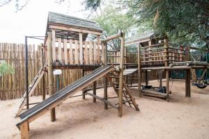 Arebbusch Travel Lodge,Windhoek>>Olympia,4 star