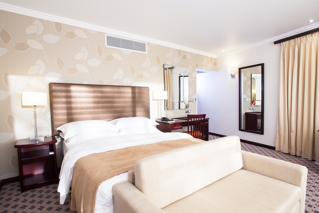 phakalane golf estate hotel resort