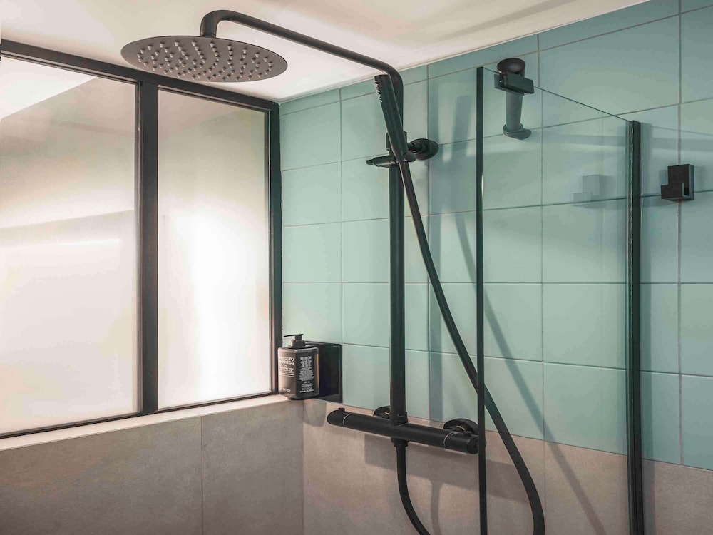 ibis styles paris montmartre nord