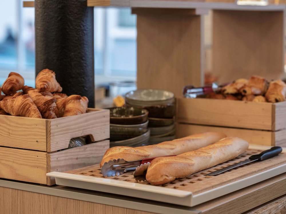 ibis styles paris montmartre nord