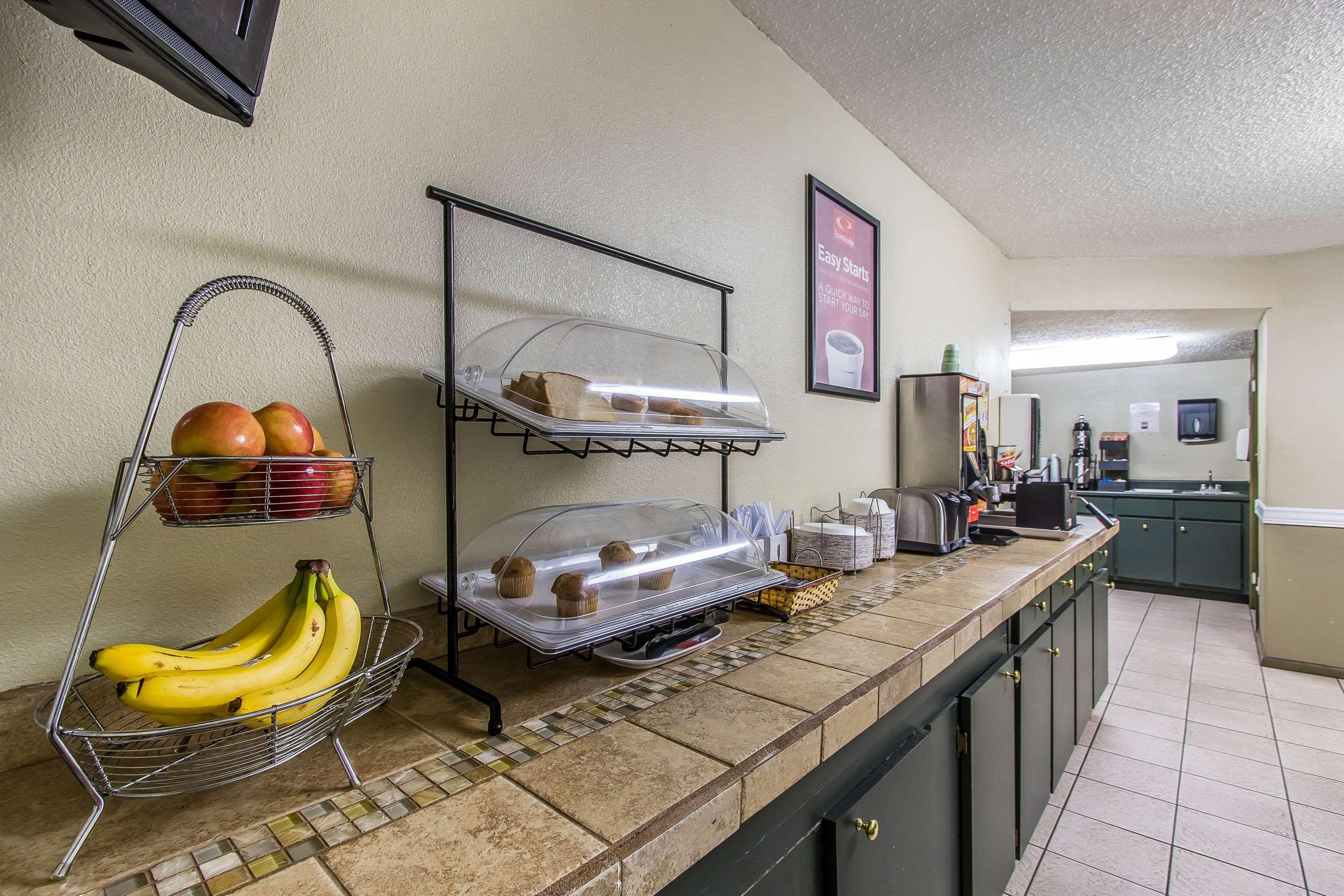 country hearth inn and suites