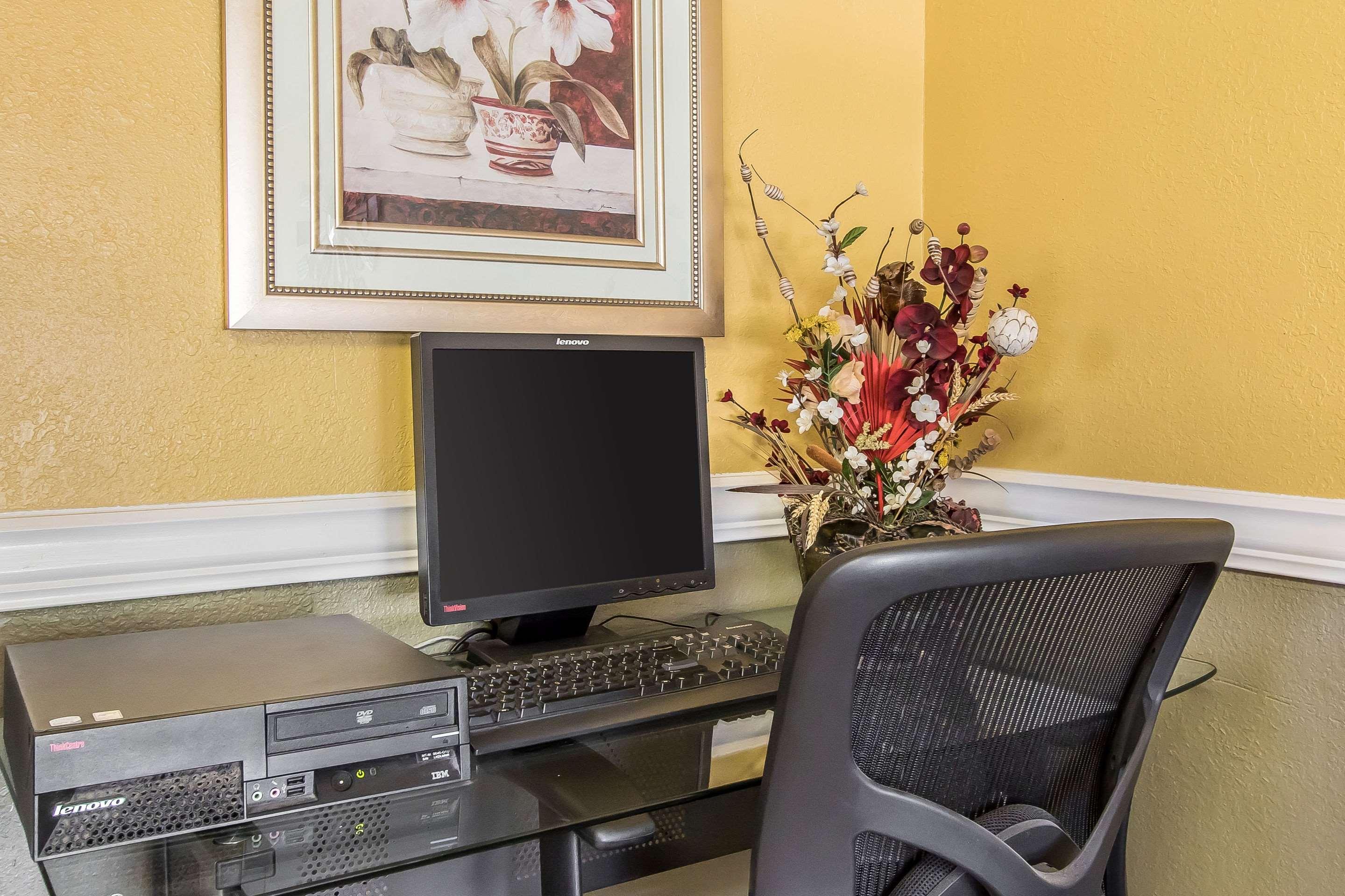 country hearth inn and suites