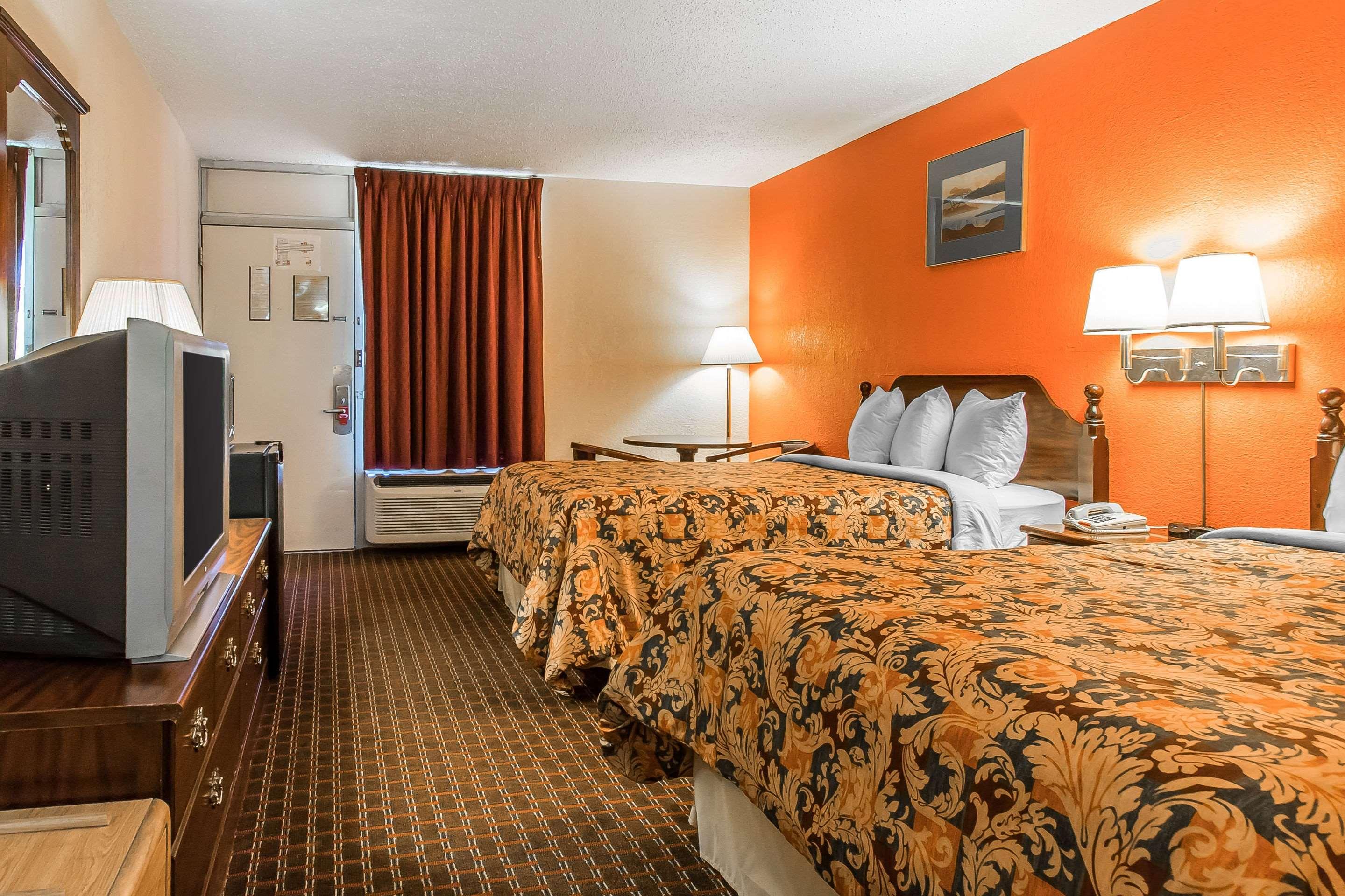 country hearth inn and suites