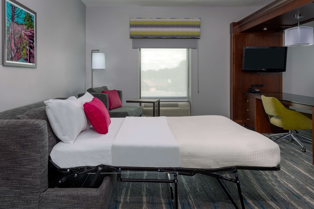 hampton inn and suites winston salem university area nc