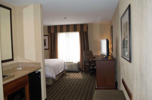 hampton inn and suites columbia at university