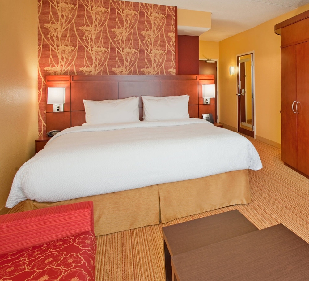 courtyard by marriott pittsburgh north cranberry woods