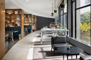 le meridien etoile hotel