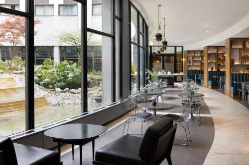 le meridien etoile hotel