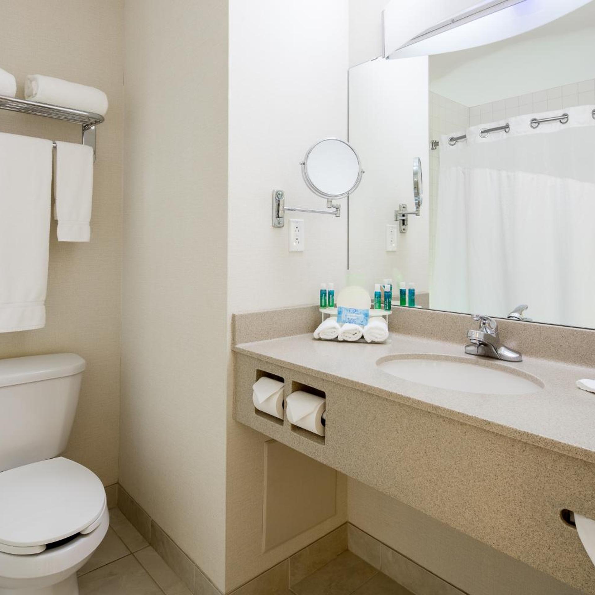holiday inn express hotel and suites airport dieppe by ihg