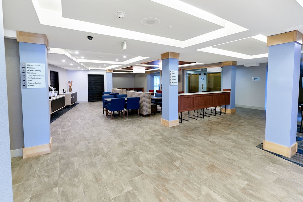 holiday inn express hotel and suites airport dieppe by ihg