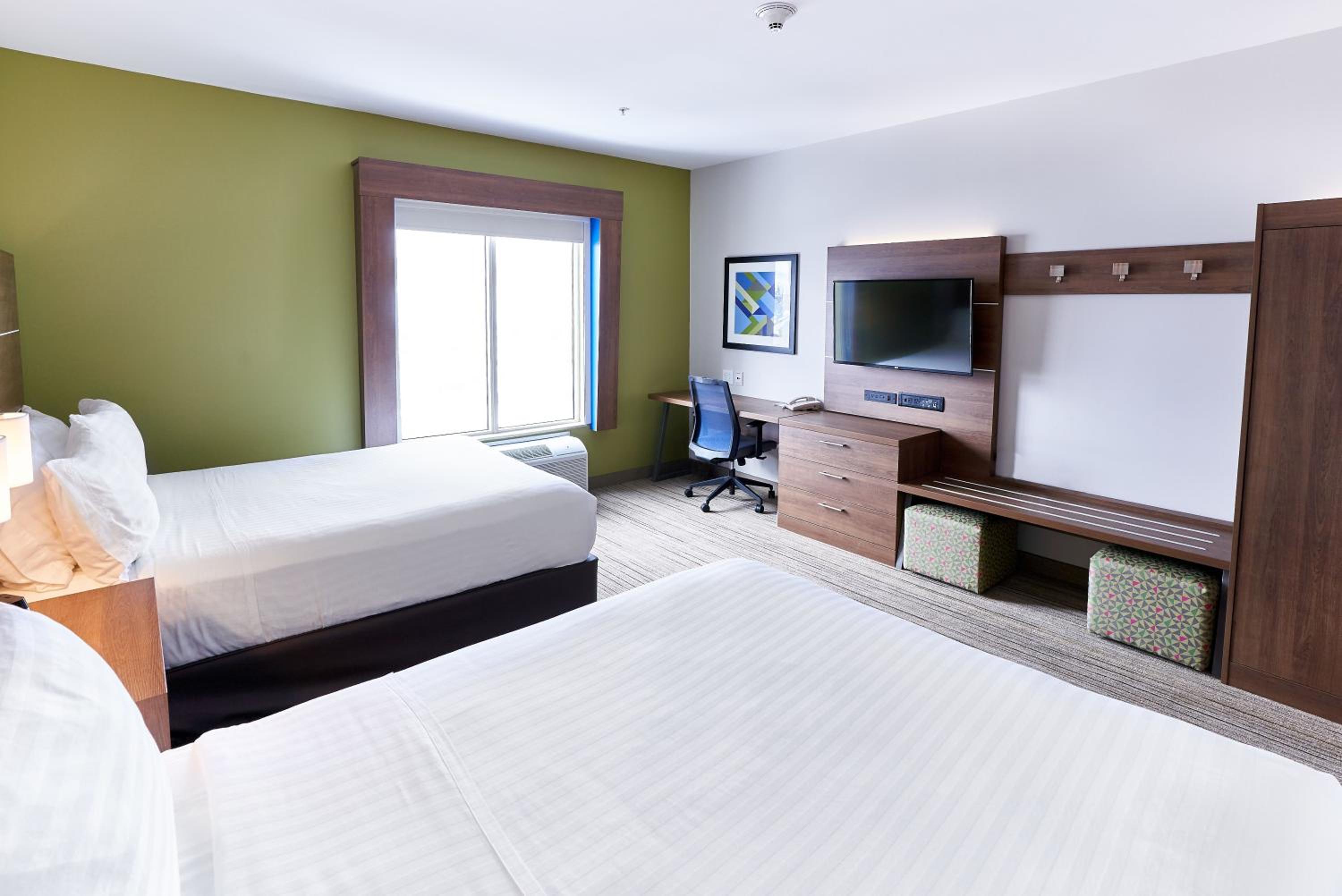 holiday inn express hotel and suites airport dieppe by ihg