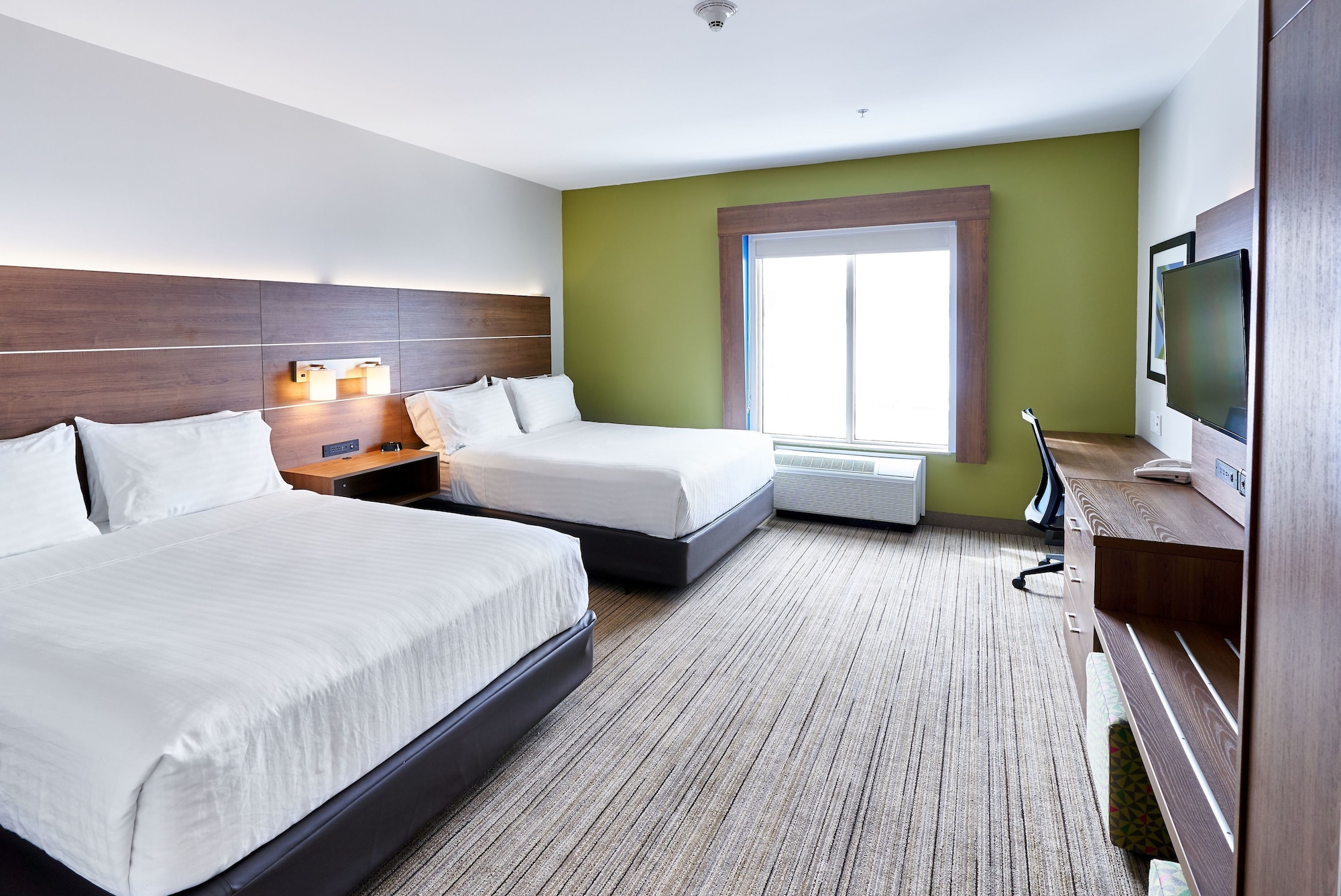 holiday inn express hotel and suites airport dieppe by ihg