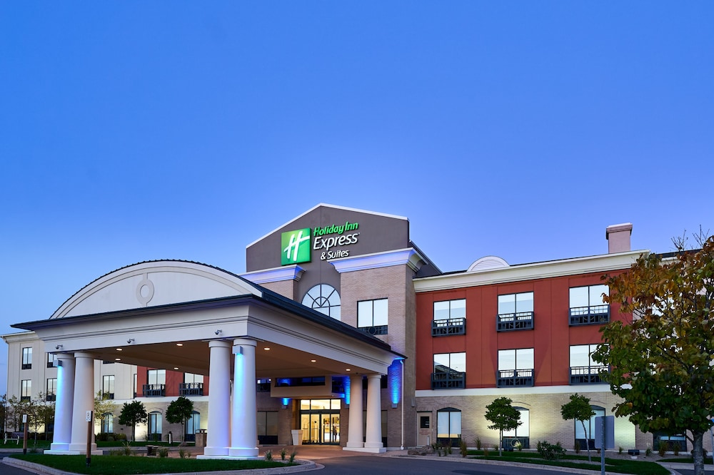 holiday inn express hotel and suites airport dieppe by ihg