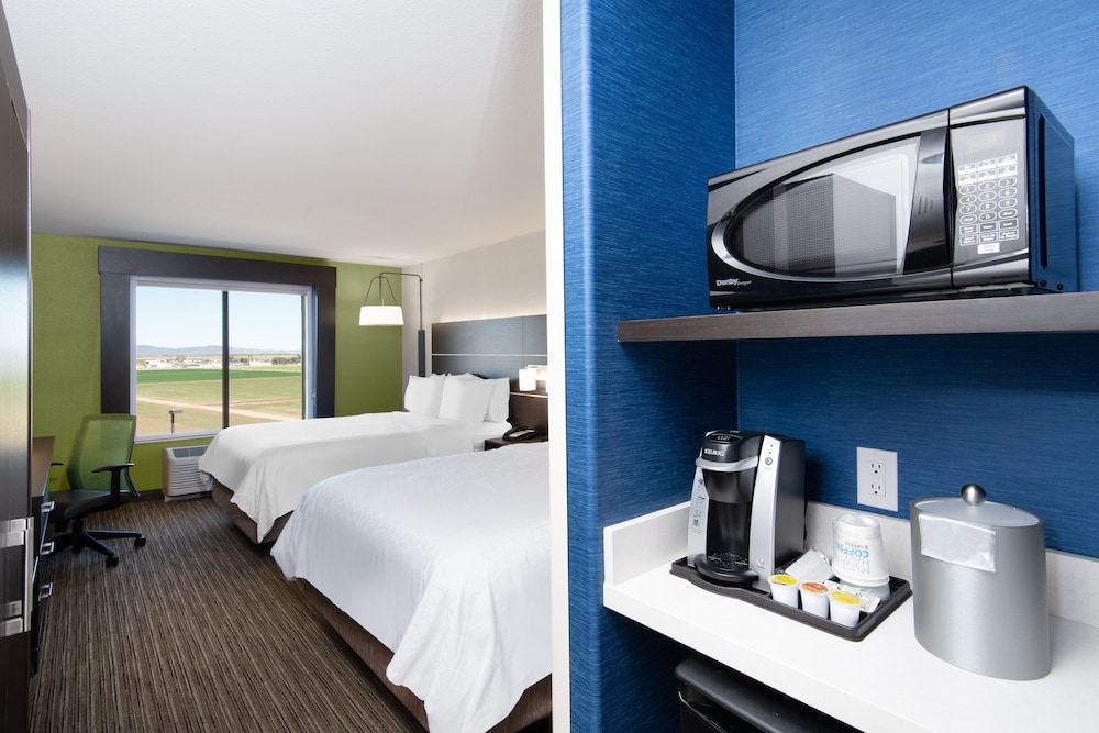 holiday inn express and suites yuma by ihg