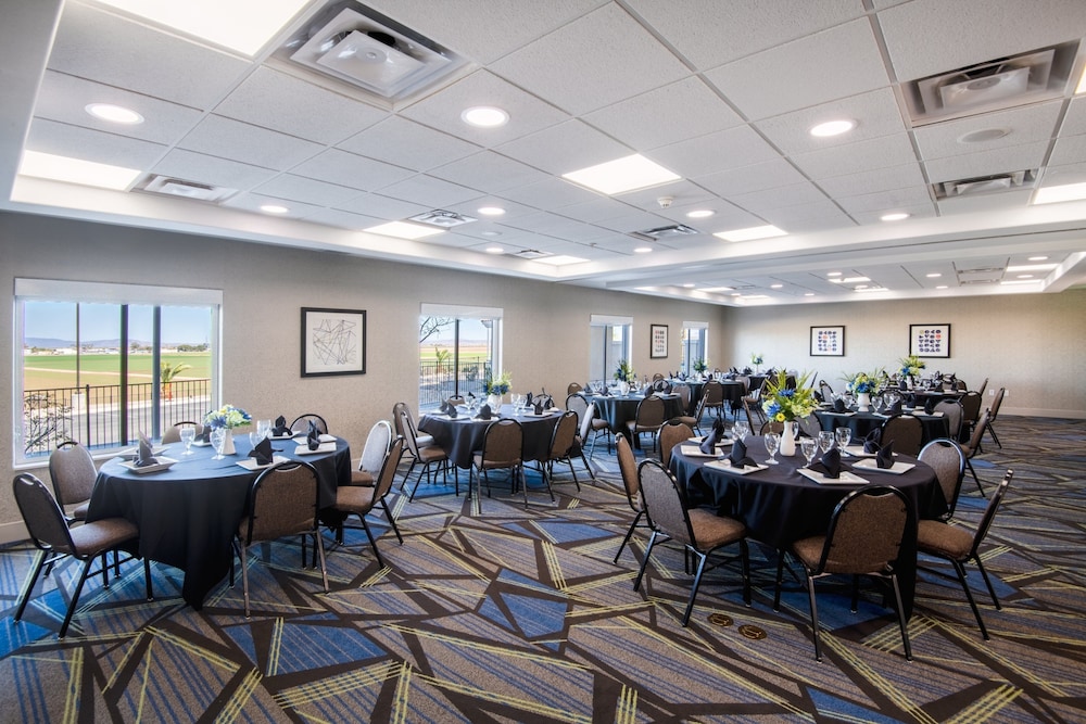 holiday inn express and suites yuma by ihg