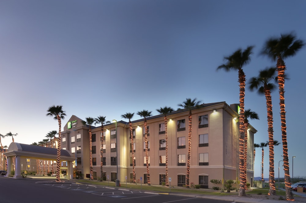 holiday inn express and suites yuma by ihg