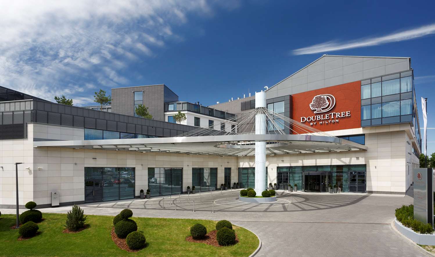 doubletree by hilton hotel and conference centre warsaw