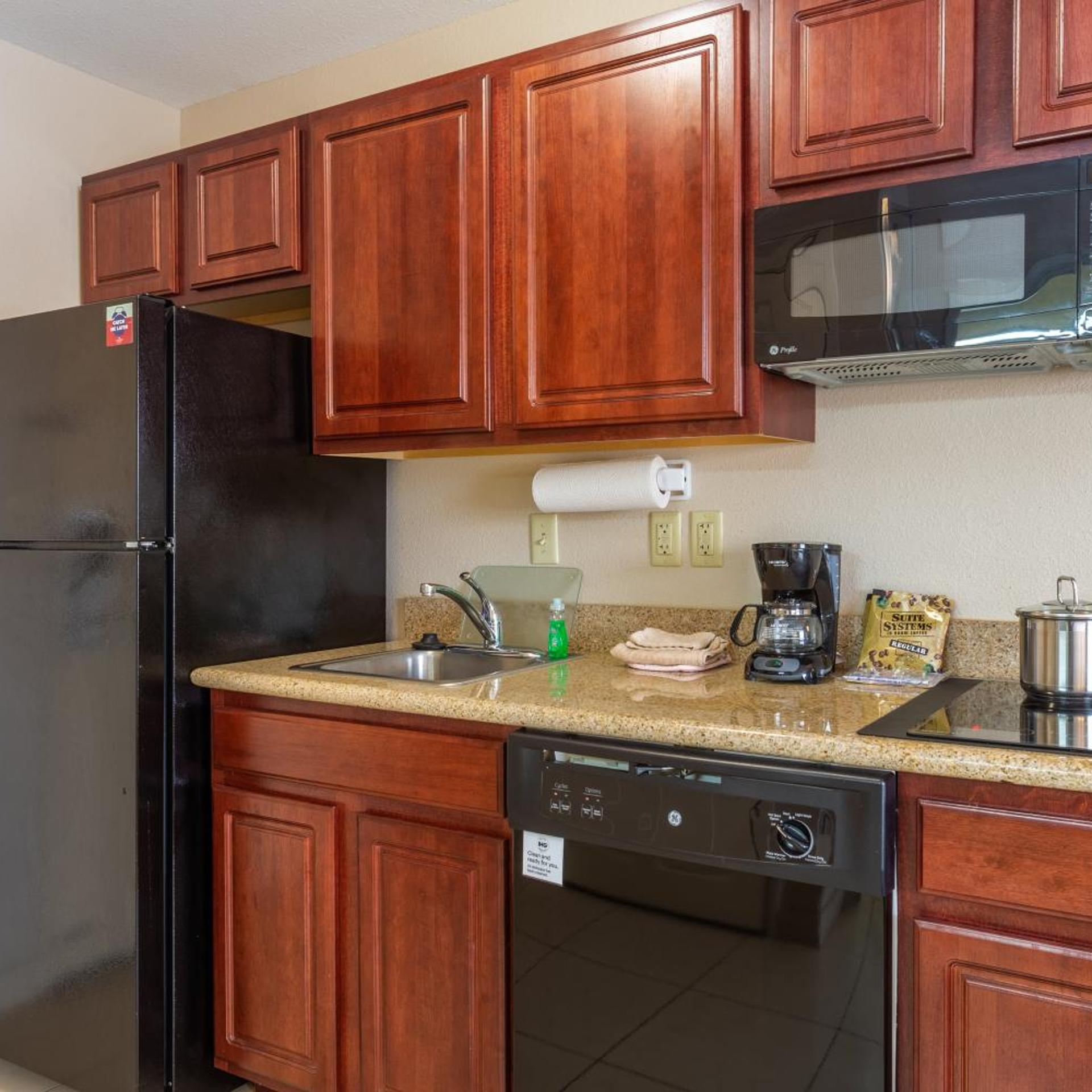candlewood suites airport by ihg