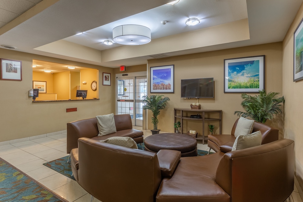 candlewood suites airport by ihg