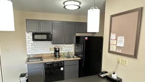 candlewood suites airport by ihg