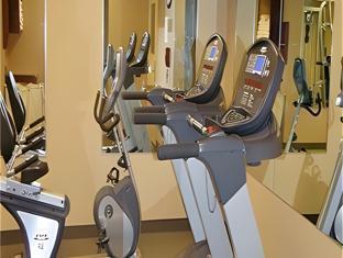 candlewood suites airport by ihg
