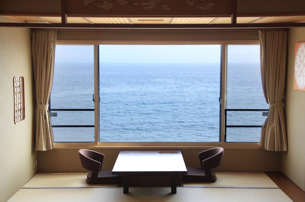 heiseikan shiosaitei hanatsuki