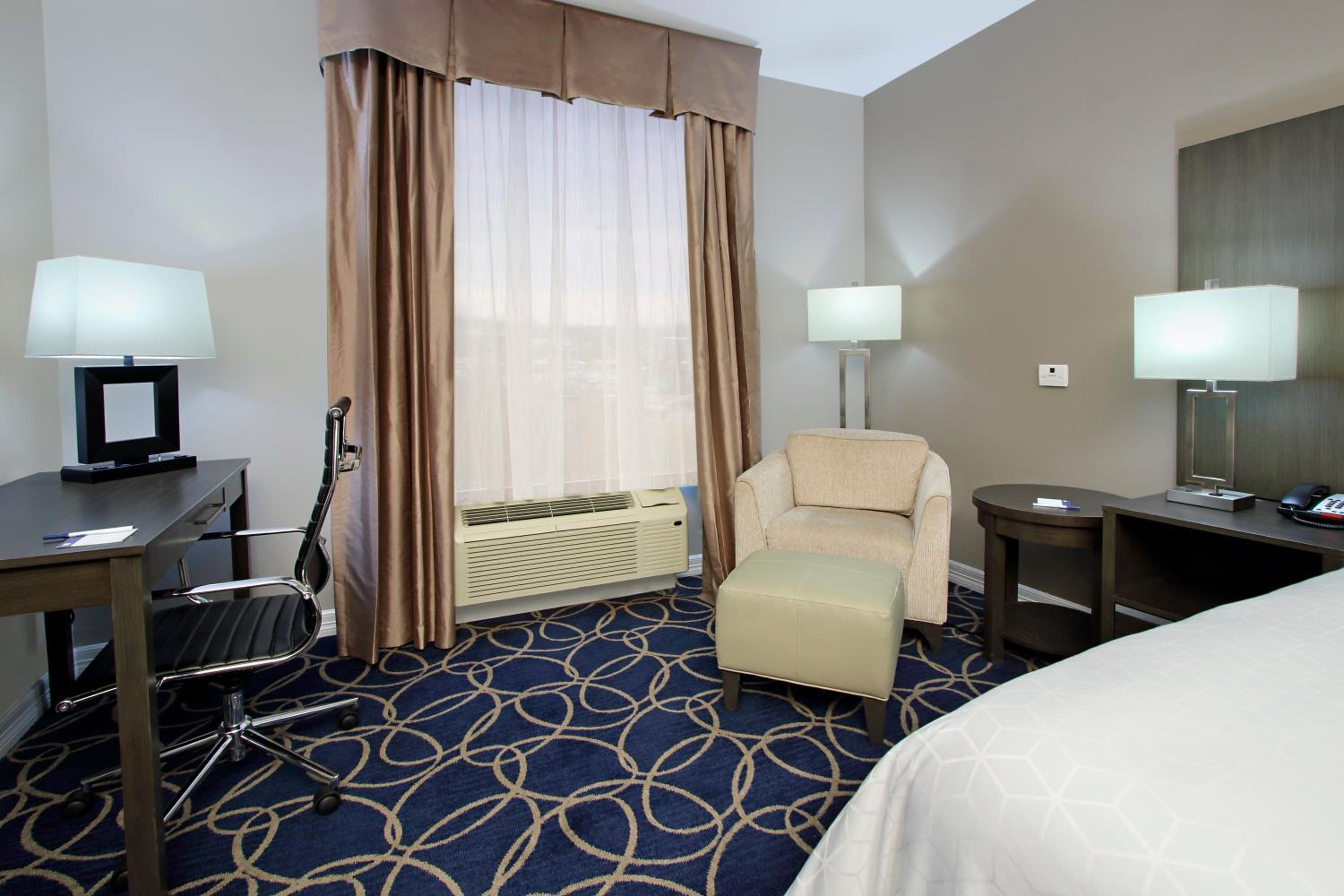 holiday inn express and suites houston intercontinental arpt
