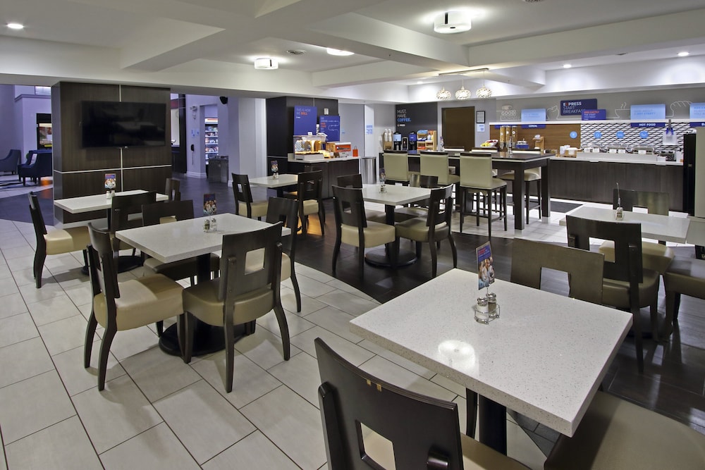 holiday inn express and suites houston intercontinental arpt