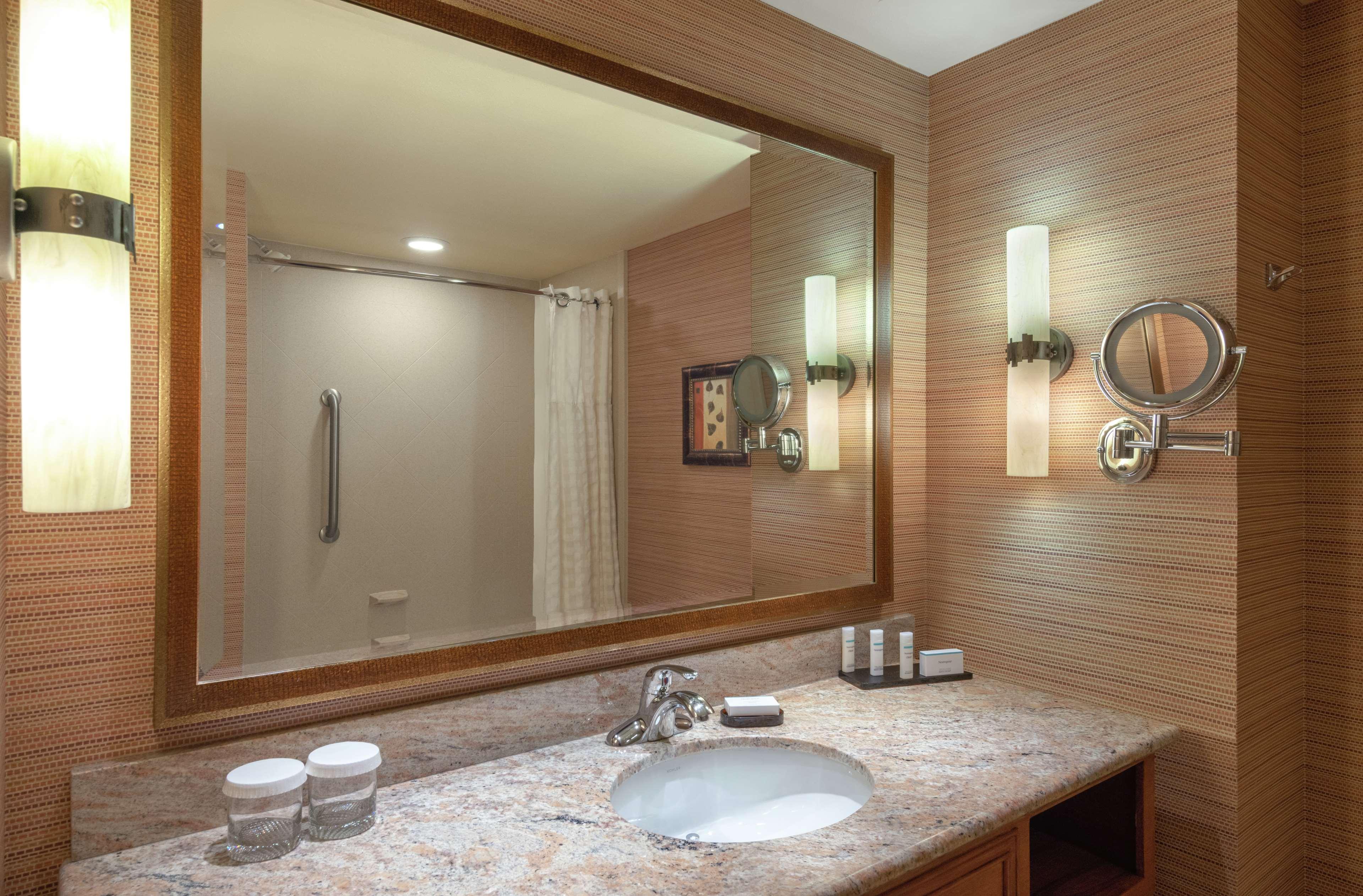 embassy suites by hilton loveland conference center