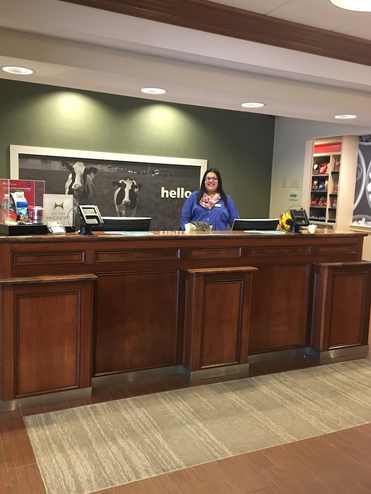 hampton inn hadley amherst area