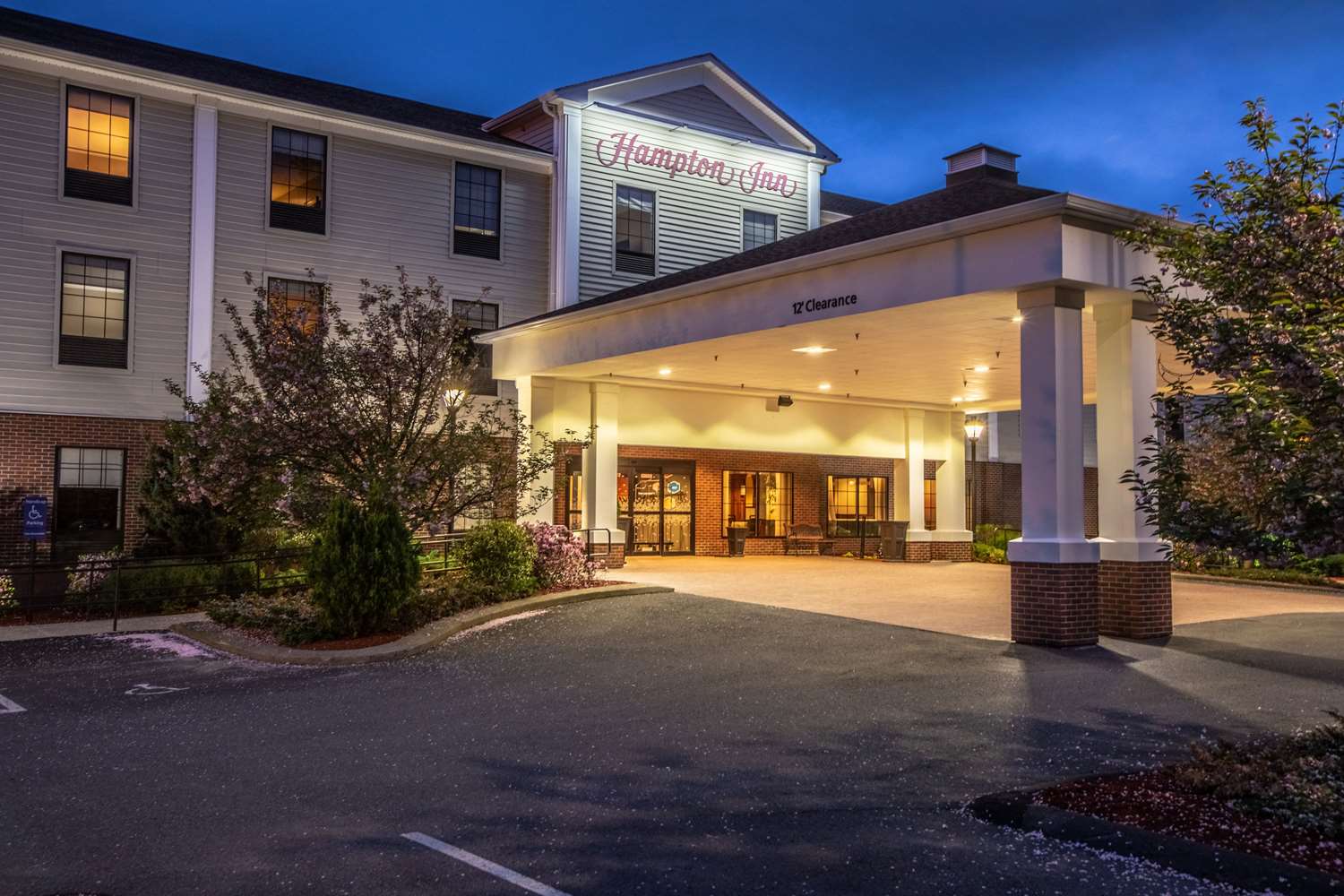 hampton inn hadley amherst area