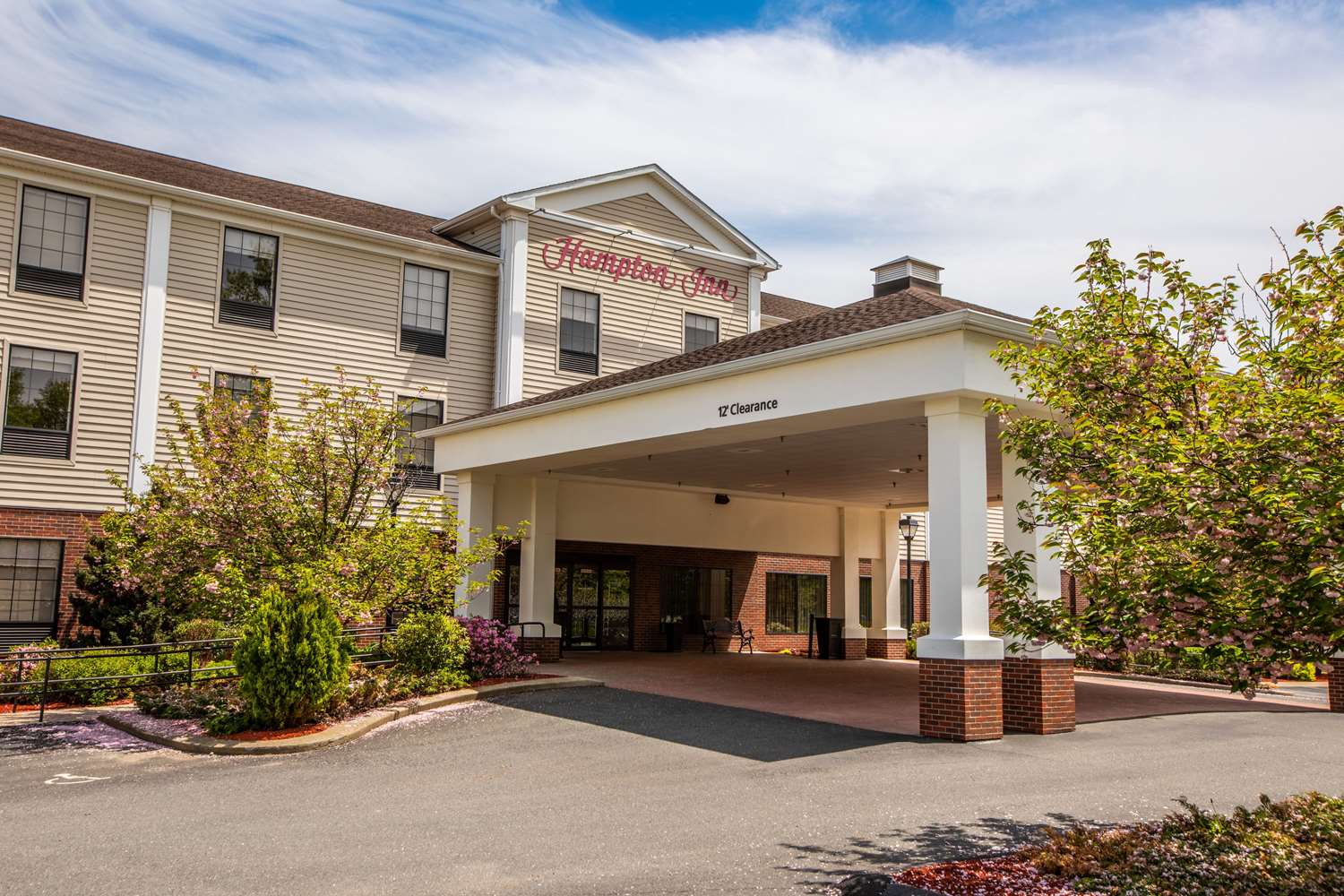 hampton inn hadley amherst area