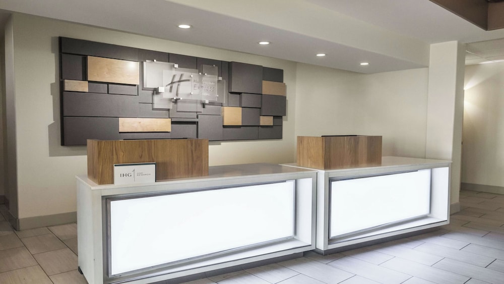 holiday inn express and suites regina south by ihg