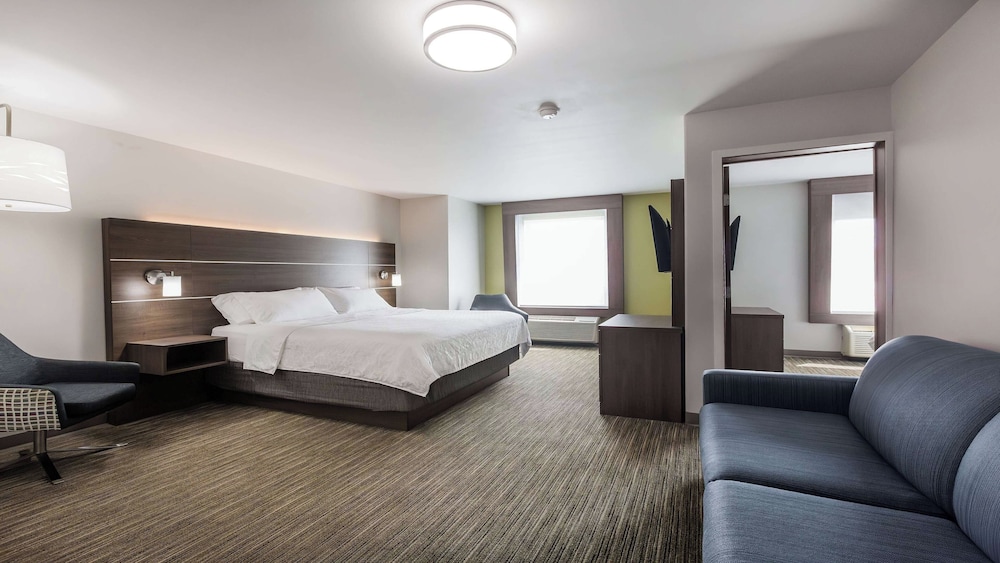holiday inn express and suites regina south by ihg