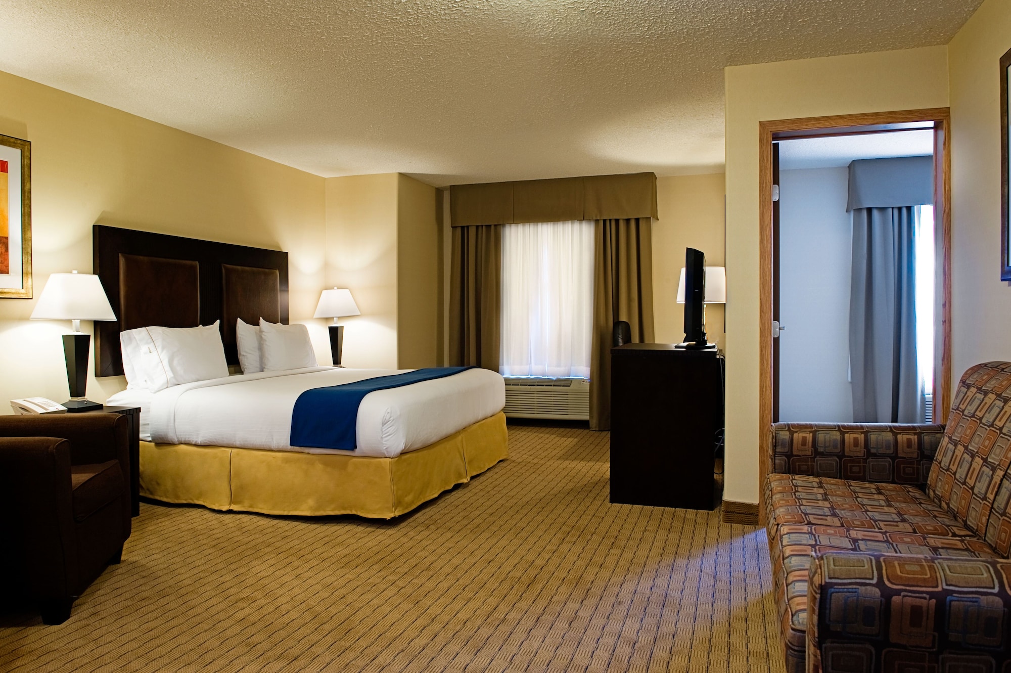 holiday inn express and suites regina south by ihg