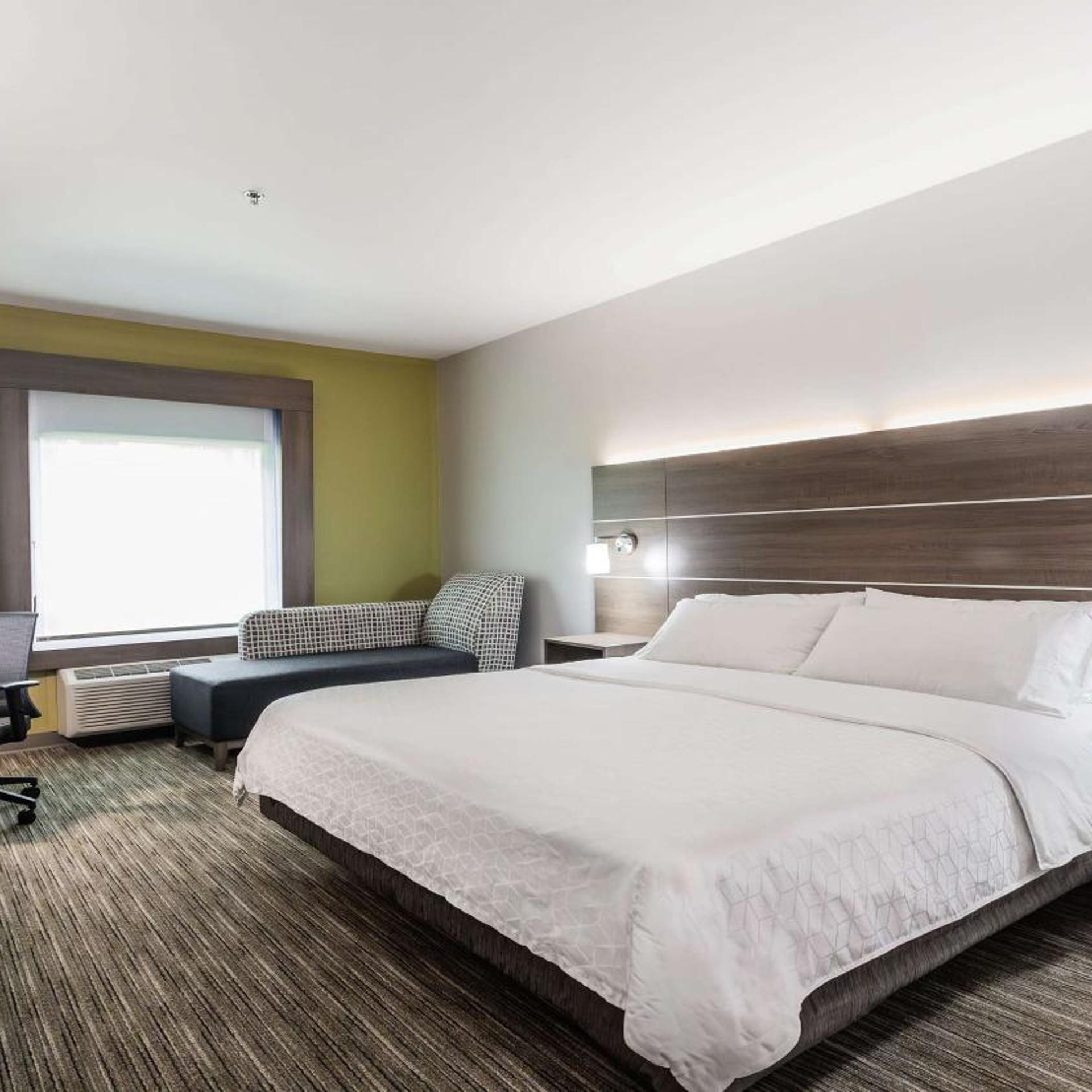 holiday inn express and suites regina south by ihg