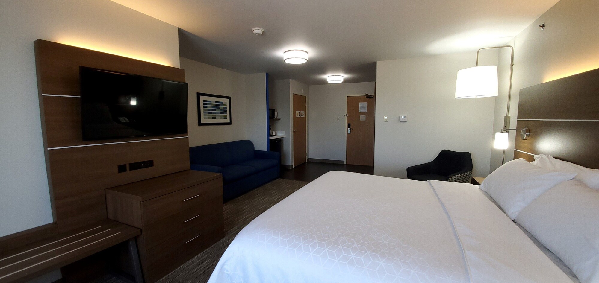 holiday inn express and suites regina south by ihg