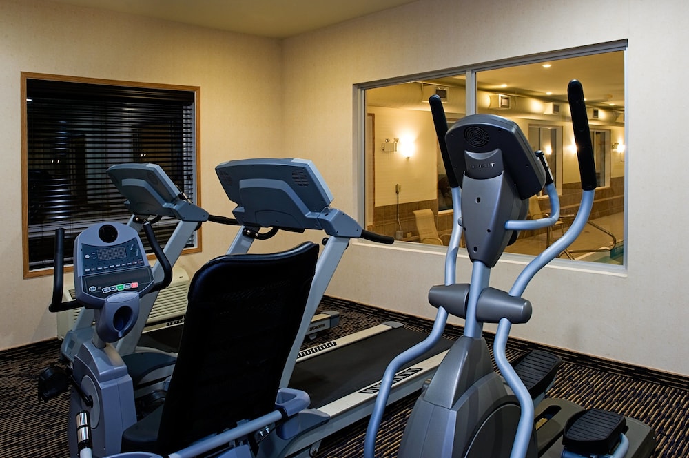 holiday inn express and suites regina south by ihg