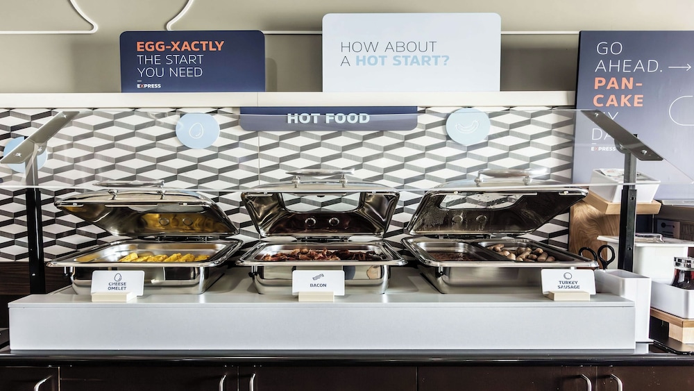 holiday inn express and suites regina south by ihg