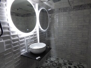 comfort hotel rennes chantepie