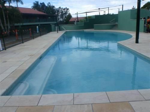 puffers inn logan motel