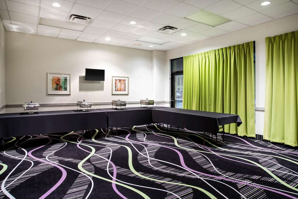 la quinta inn by wyndham davenport and conference center