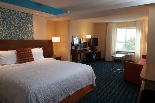 fairfield inn and suites by marriott montgomery airport south